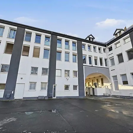 Yello Homes - Tiny Loft - 4 Personen - Flughafen 아파트