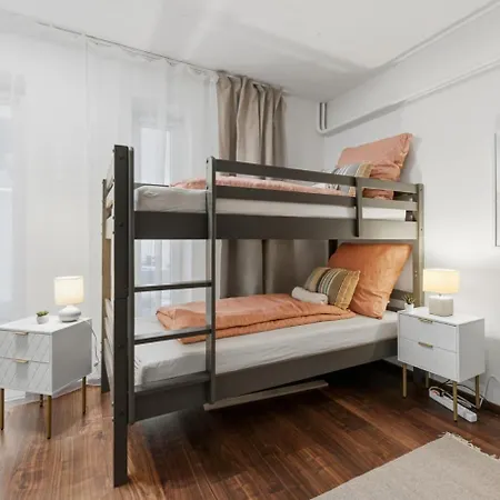 Yello Homes - Tiny Loft - 4 Personen - Flughafen 아파트