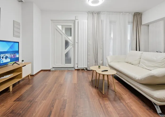 Yello Homes - Tiny Loft - 4 Personen - Flughafen