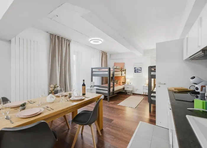 Yello Homes - Tiny Loft - 4 Personen - Flughafen 公寓