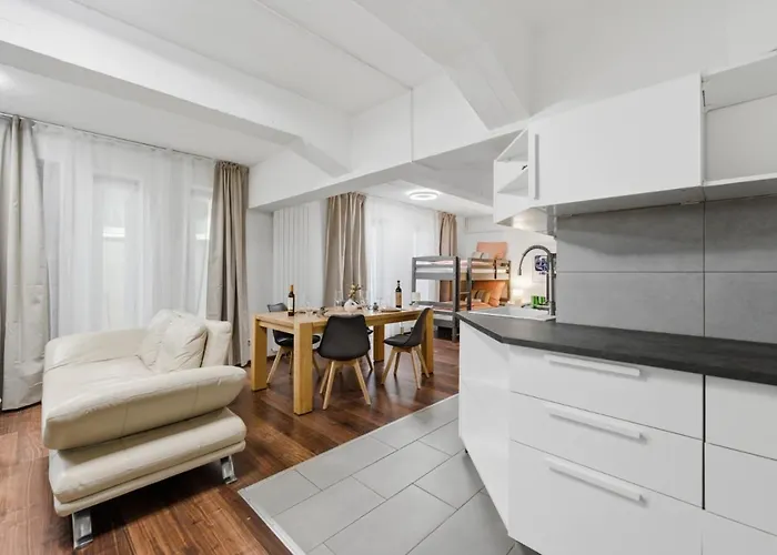 公寓 Yello Homes - Tiny Loft - 4 Personen - Flughafen *