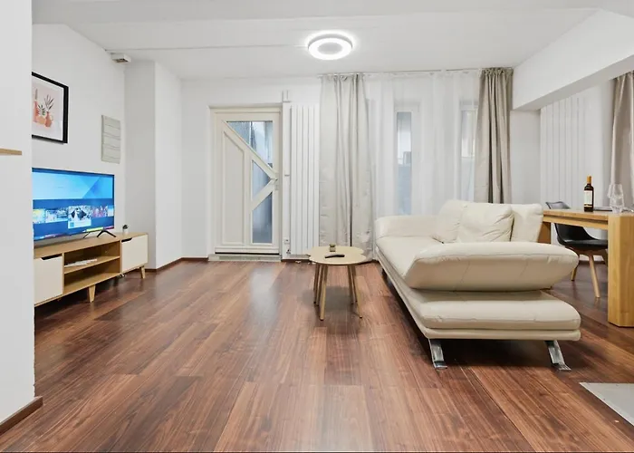 Yello Homes - Tiny Loft - 4 Personen - Flughafen *