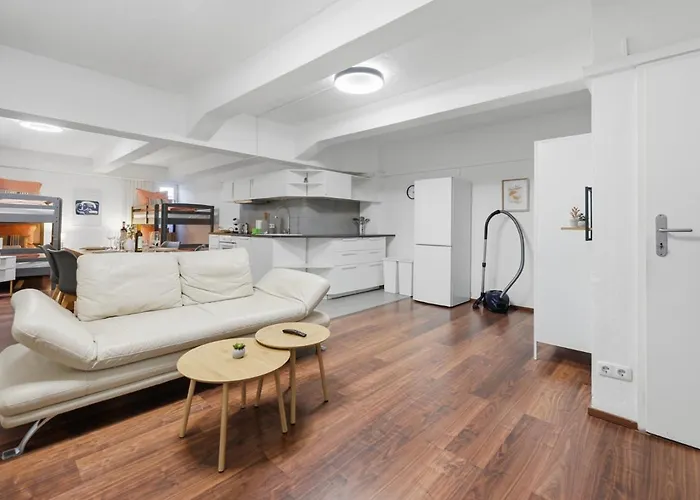 Yello Homes - Tiny Loft - 4 Personen - Flughafen Νυρεμβέργη