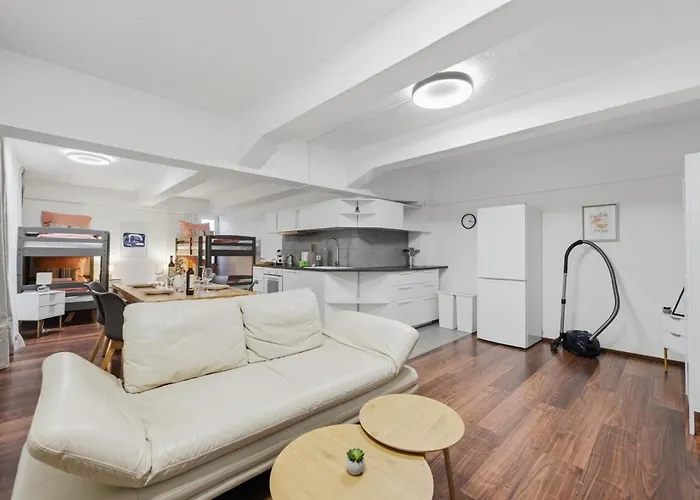 Апартаменты Yello Homes - Tiny Loft - 4 Personen - Flughafen